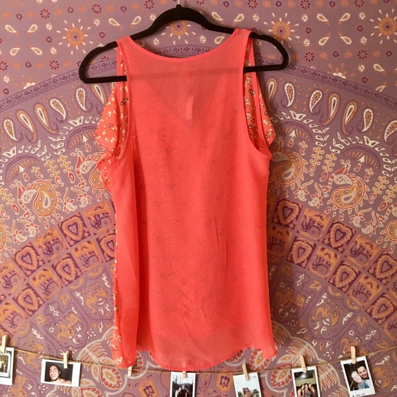 NWT chiffon shirt!! Size S - Picture 2 of 4