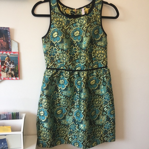 Metallic Floral Minidress - Picture 2 of 4