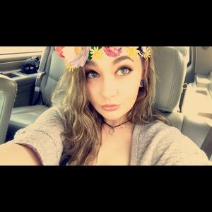 Meet your Posher, Hailey