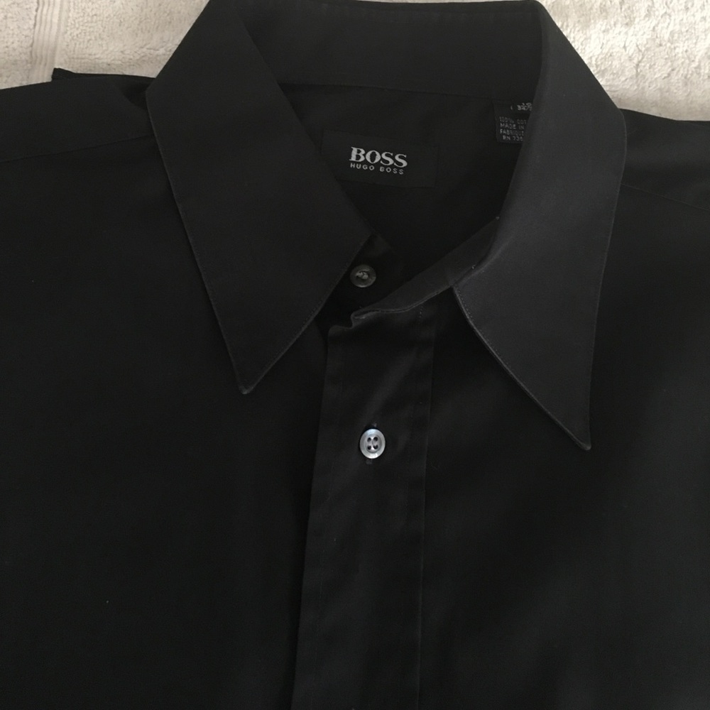 Men's HUGO BOSS Button Down - Picture 2 of 4