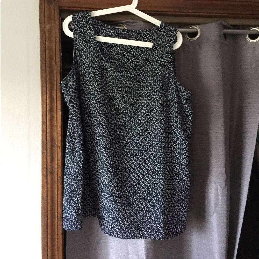 Sleeveless top