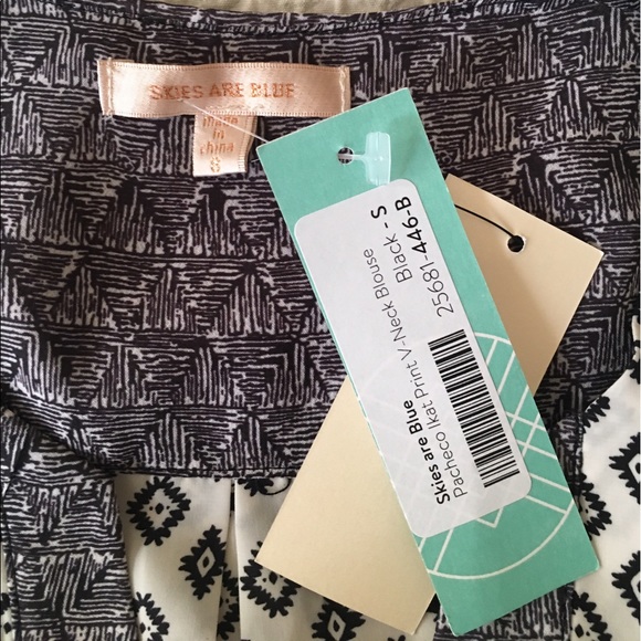 NWT Skies Are Blue Blouse - Picture 2 of 2