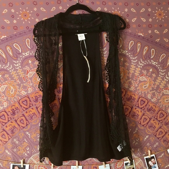 NWT lace cardigan! Size S - Picture 1 of 2