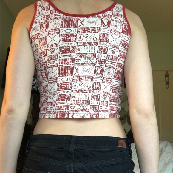 Crop top - Picture 2 of 3