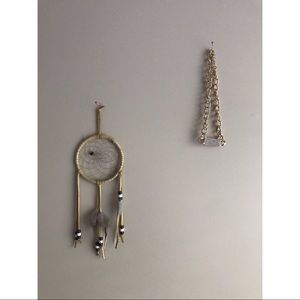 Gold chain with rhinestones