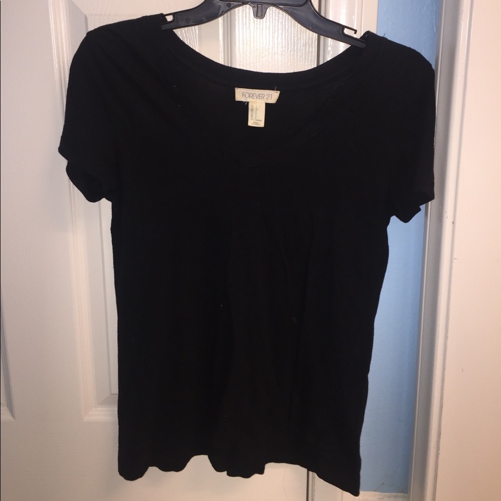 Black v neck tee
