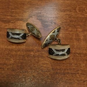 Cufflinks