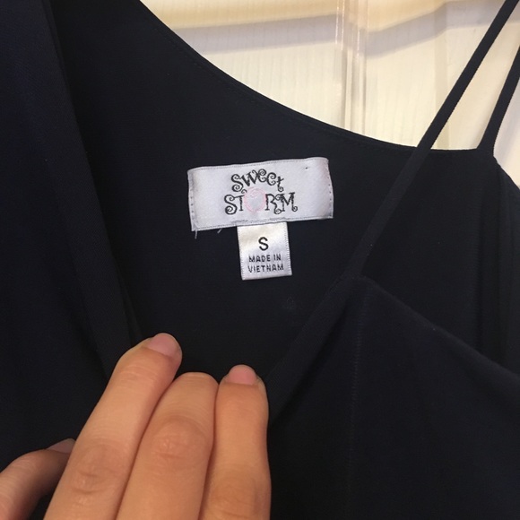 Navy Cold-shoulder Dress - Picture 2 of 4