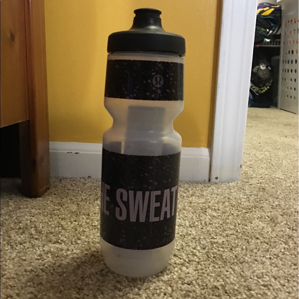 Lulu Lemon Water Bottle