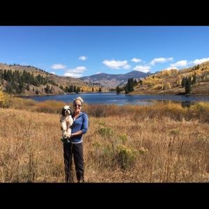 Meet your Posher, Emily