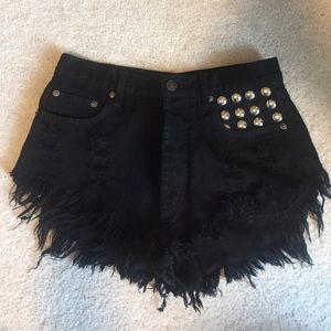 Black Love Culture Studded Shorts Size Small