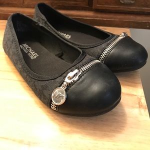 Michael Kors little girl ballet flats