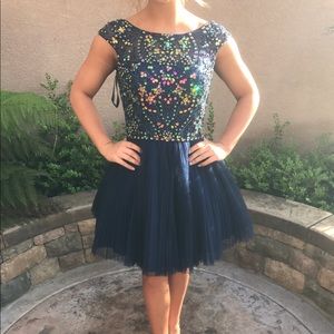 SHERRI HILL SHORT PROM DRESS