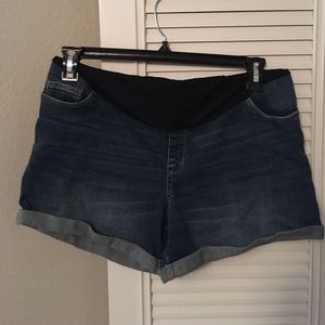 Liz Lange Maternity Shorts