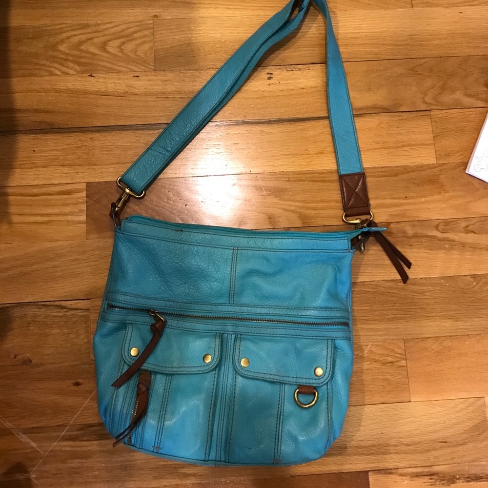 Fossil pocketbook
