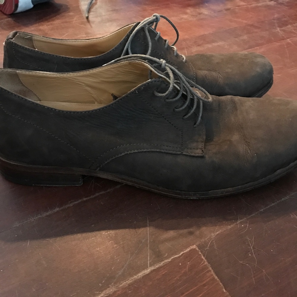 Men's brown suede shoes