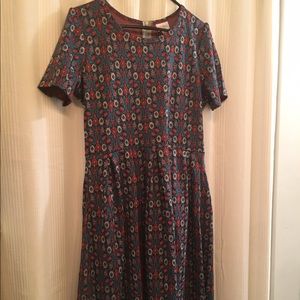 LuLaRoe Amelia STUNNING