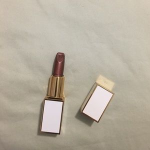 TOM FORD LIP COOR APERTURE