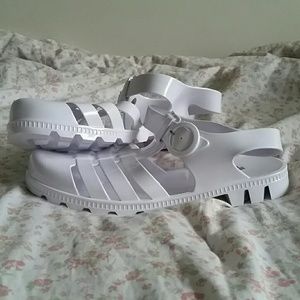 American Apparel Jellies