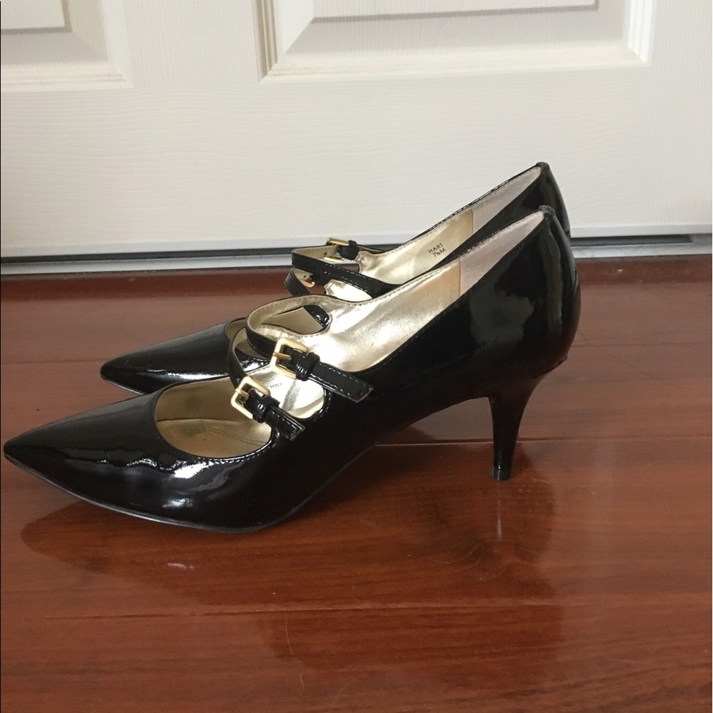 Tahari Mary Jane Pumps