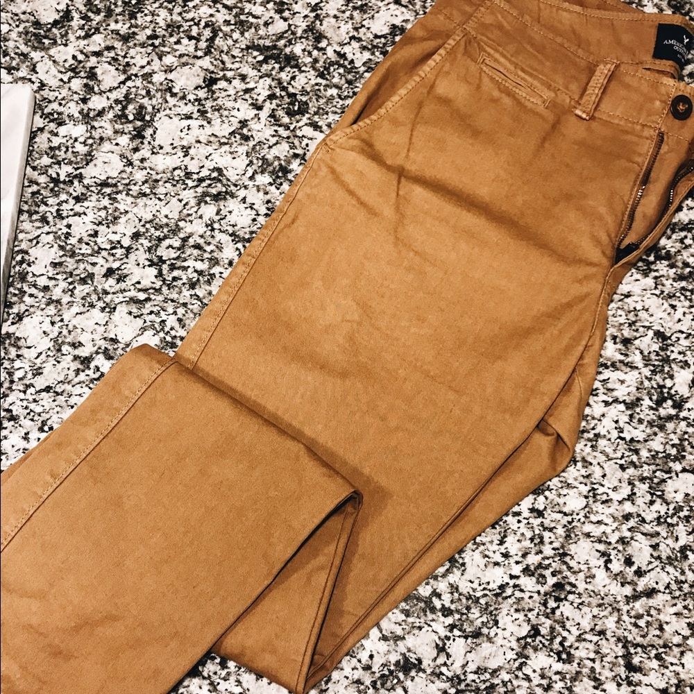 Khaki American Eagle pants