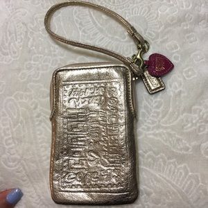 Coach Poppy Wristlet