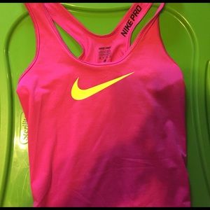 Nike pro tank
