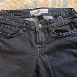 🔴 CLEARANCE! 🔴 H&M L.O.G.G. Skinny Jeans (grey)