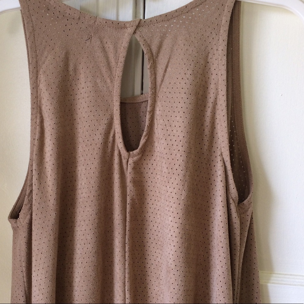 Soft jersey dress - Picture 3 of 5