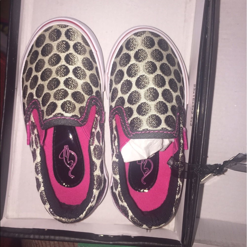Toddler slip on sneakers