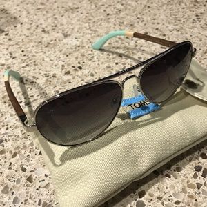Toms Classic 301 Maverick Aviator-Metal Wood Frame
