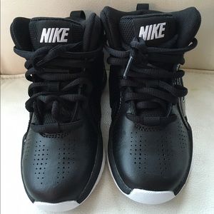 New‼︎ Nike toddler sneakers 10.5C, kids shoes