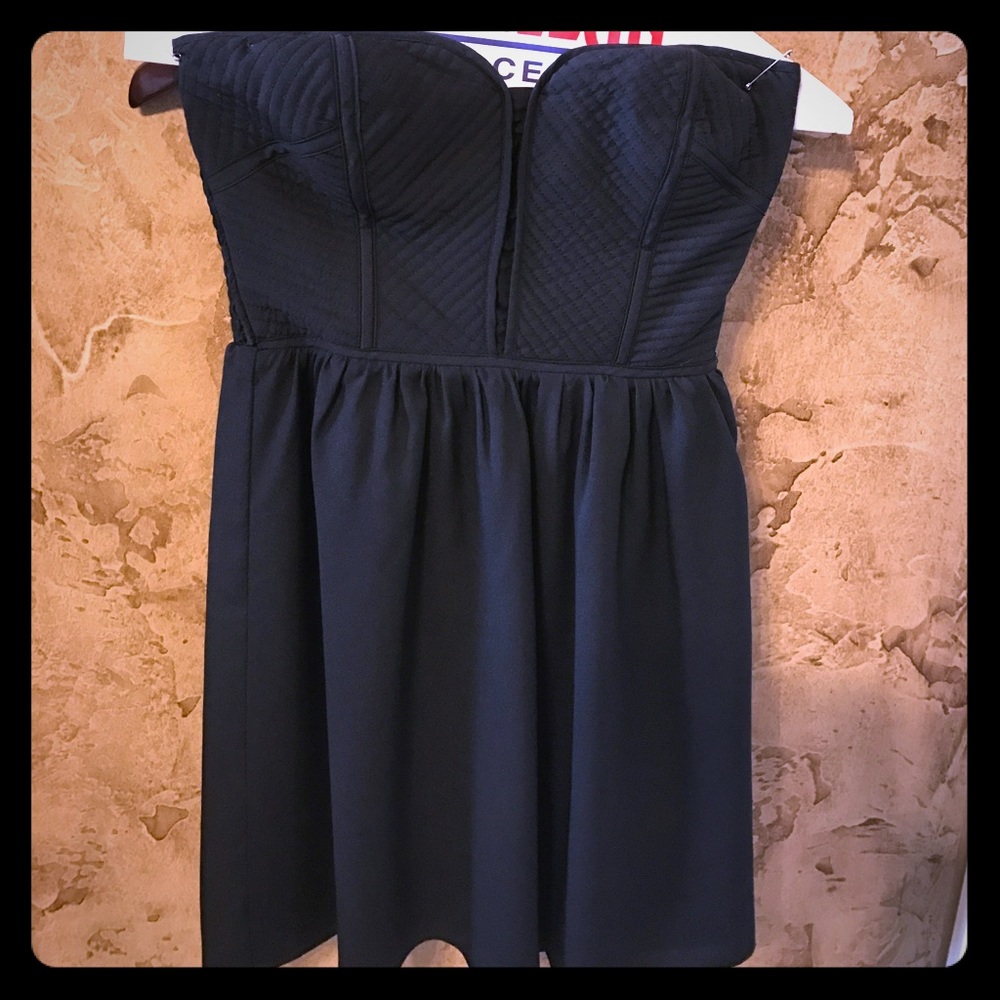 Black Strapless Detail Dress