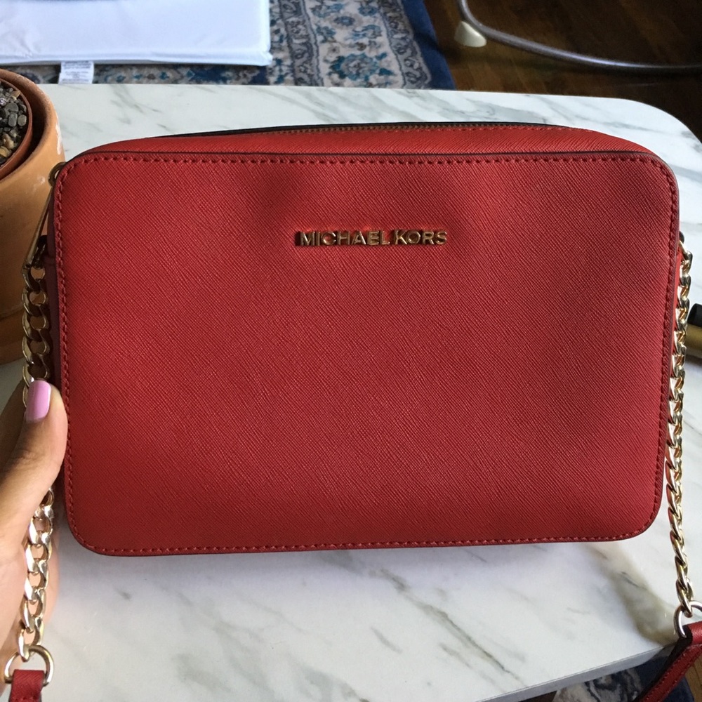 Michael Kors Jet Set cross body