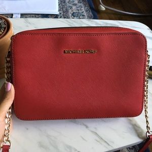 Michael Kors Jet Set cross body