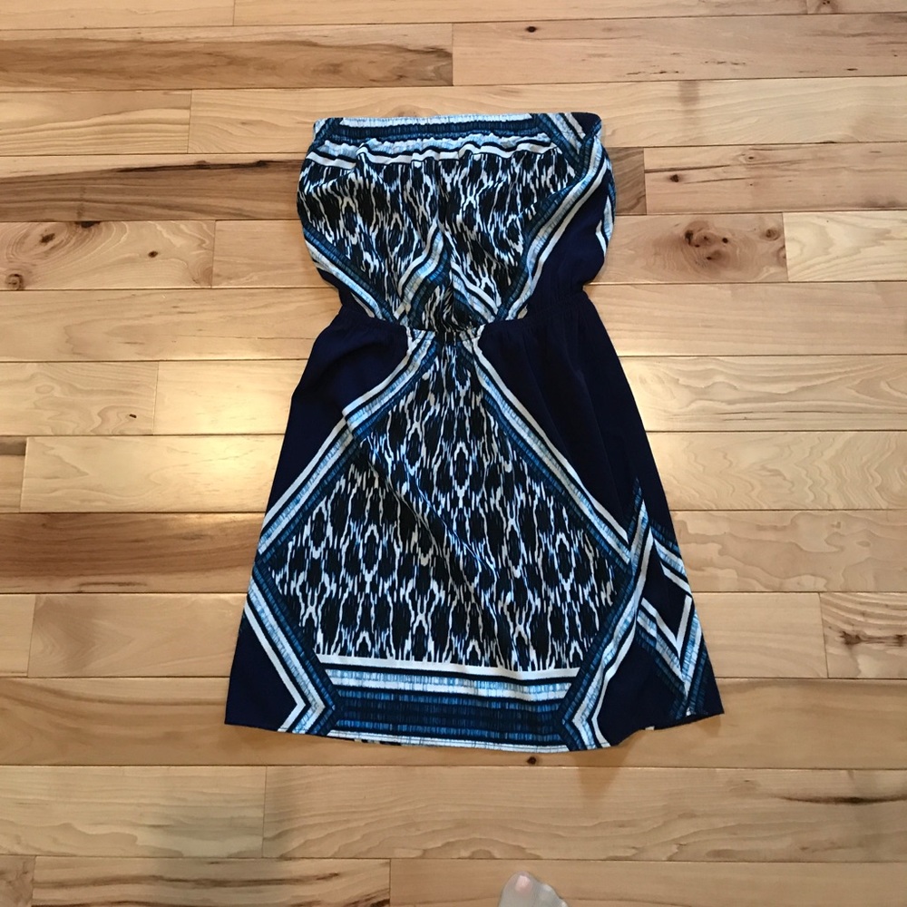 Strapless Express dress