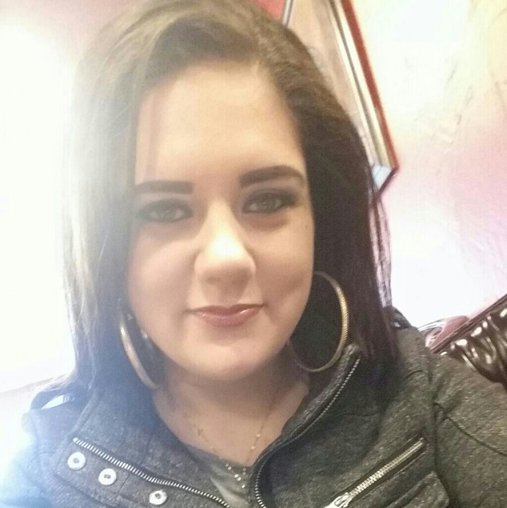 Meet your Posher, Christina