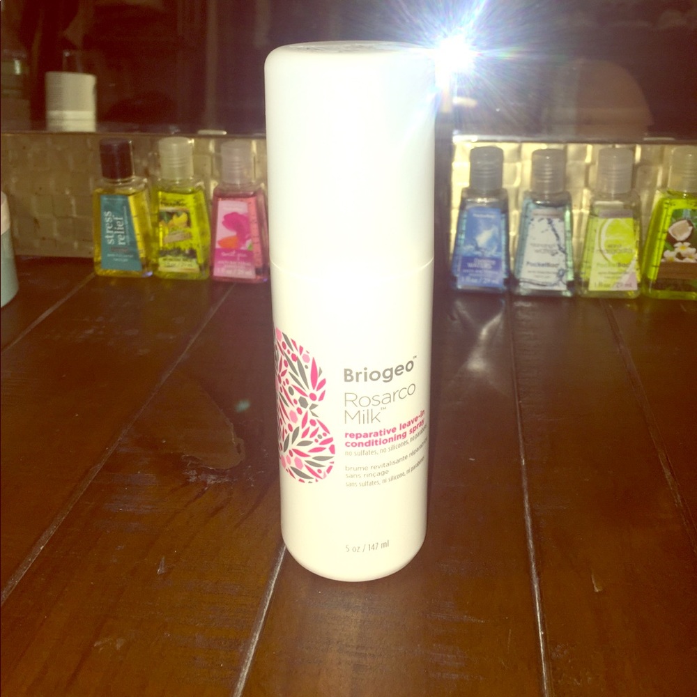 Briogeo Rosarco milk leave In conditioner