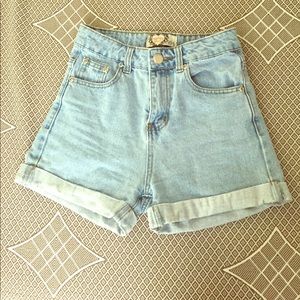 ‼️Donating Tomorrow‼️High waist jean shorts
