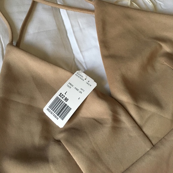 Forever 21 dress, PRICE IS FIRM ✔️ - Picture 5 of 7