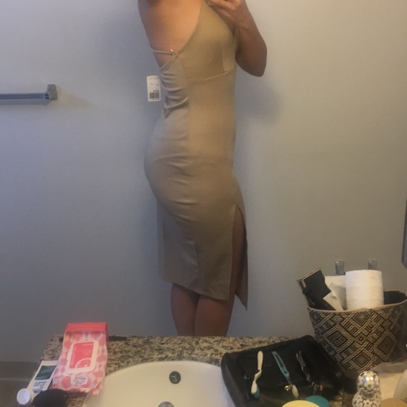 Forever 21 dress, PRICE IS FIRM ✔️ - Picture 7 of 7