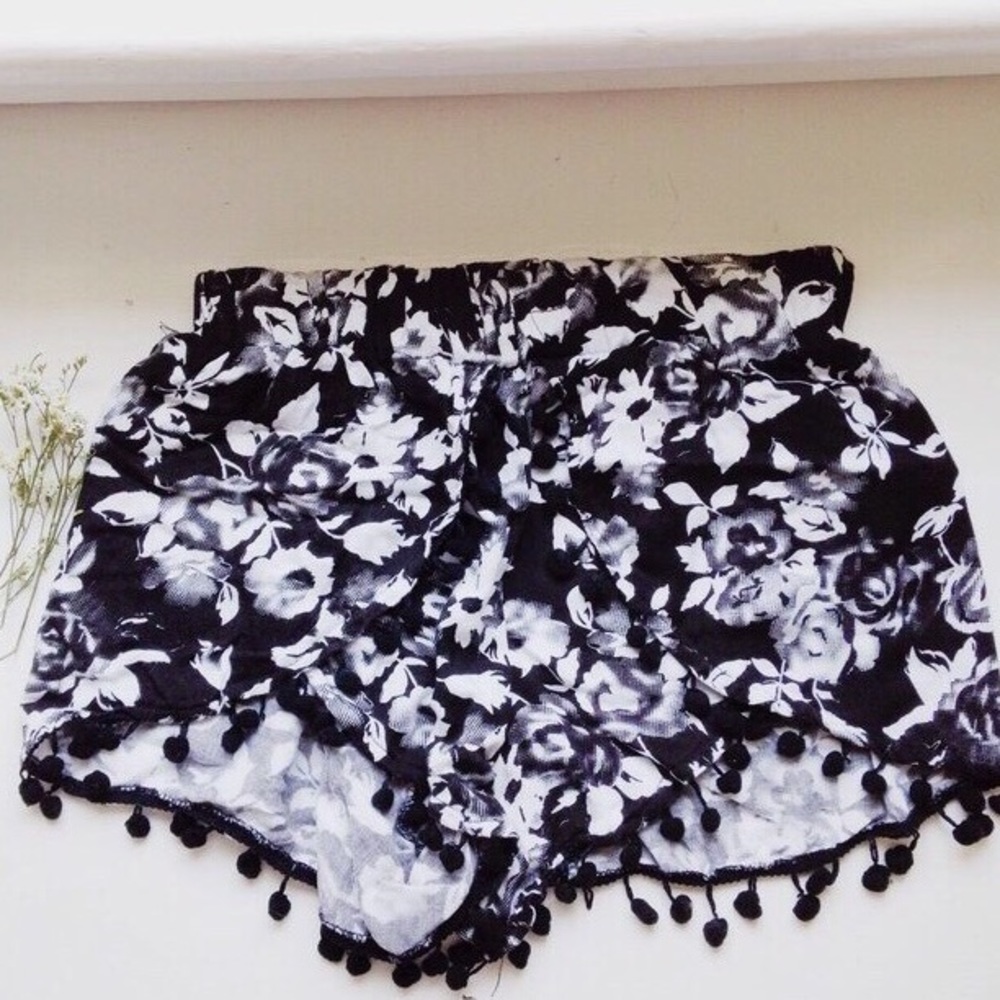 LF Millau Black & White Petal Shorts