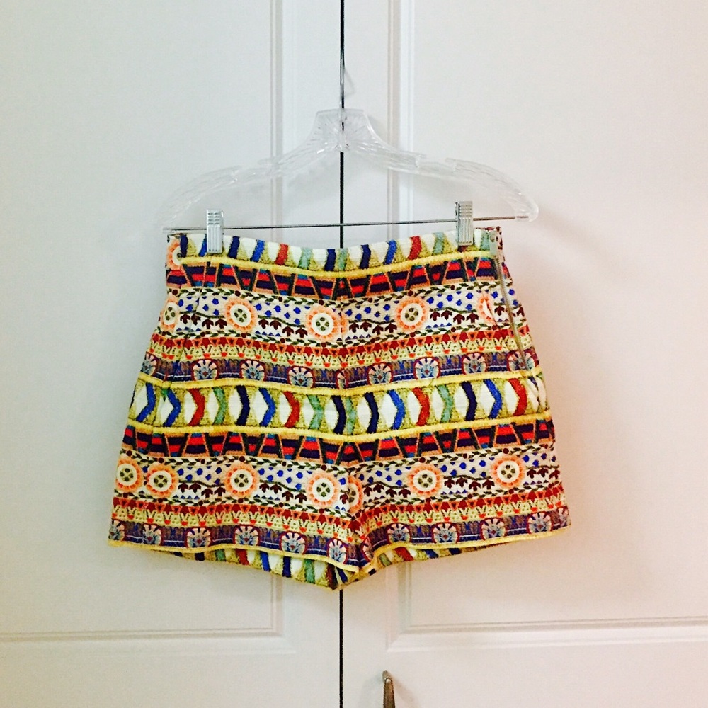 ZARA Woman Print Shorts with Pockets