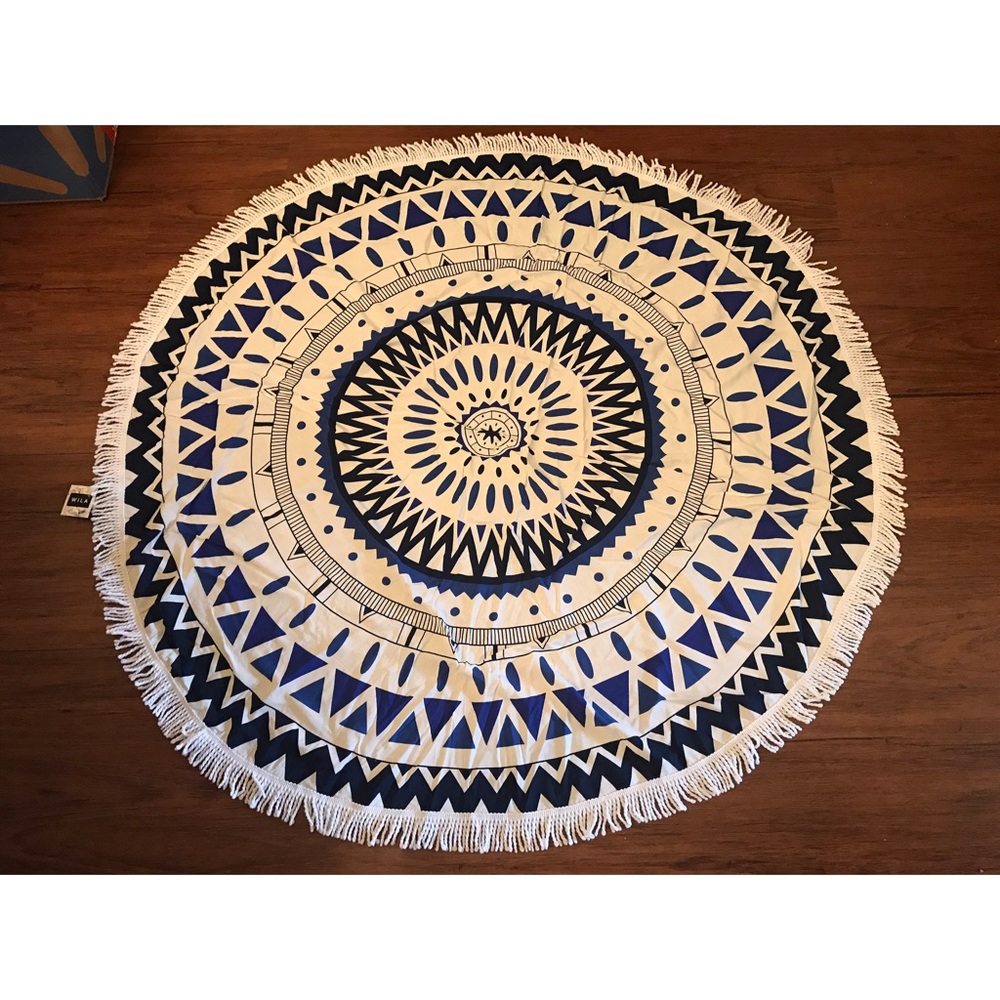 Boho Throw or Wrap. Pool Beach or Home! - Picture 6 of 6