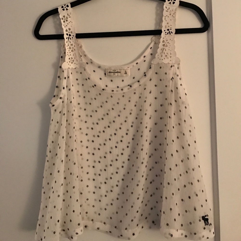 Abercrombie. Never worn. XL girls tank.