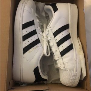 WOMENS SUPERSTAR BLACK & WHITE