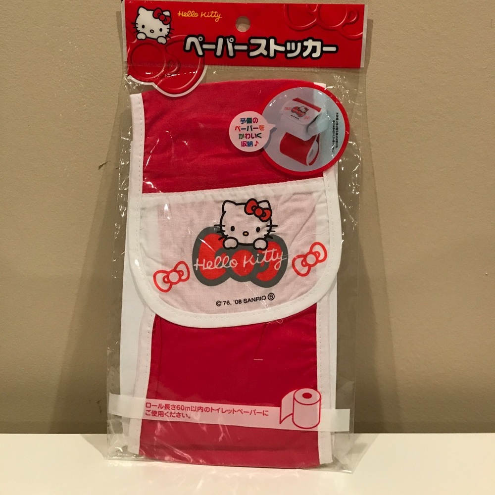 NWOT, Sanrio Hello Kitty, toilet paper holder.