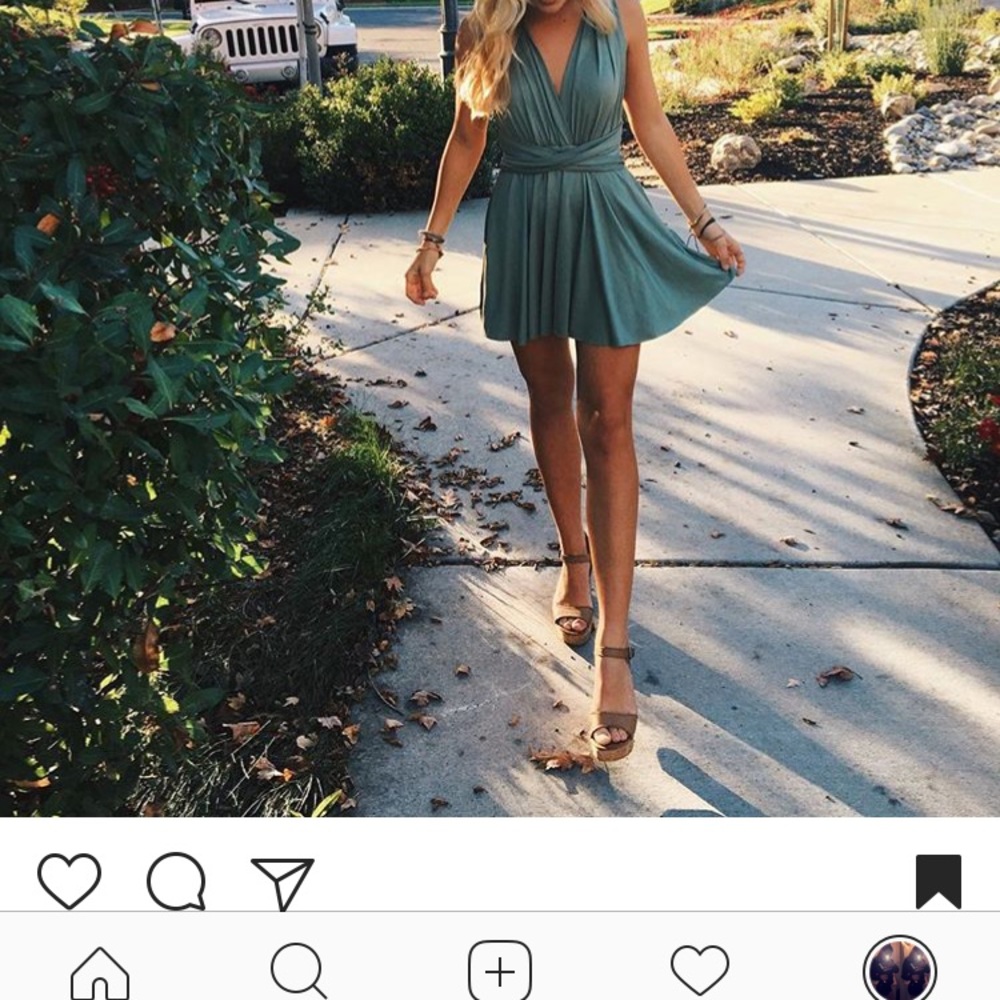 please help find this dress !!
