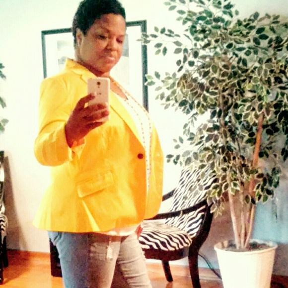 Meet your Posher, Gracie - Picture 2 of 8