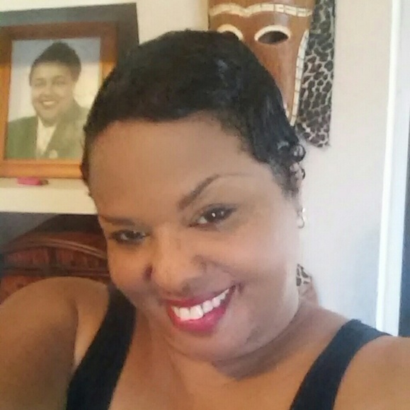 Meet your Posher, Gracie - Picture 5 of 8